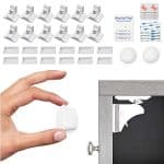 graphic-of-hand-holding-lock-system-for-drawers